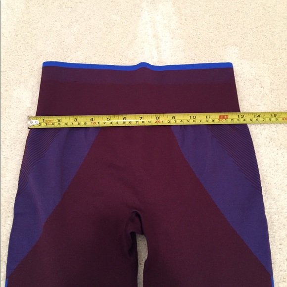 Victoria Sports-Maroon & Blue Leggings Size M - Picture 8 of 9